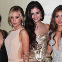 Golden Globes Matchup: Vanessa Hudgens, Ashley Tisdale, Selena Gomez & Sarah Hyland