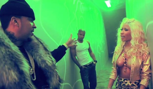 nicki-minaj-pasties-freaks-music-video-topless-4