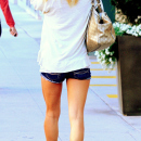 Shauna Sand out and about on Bedford Drive