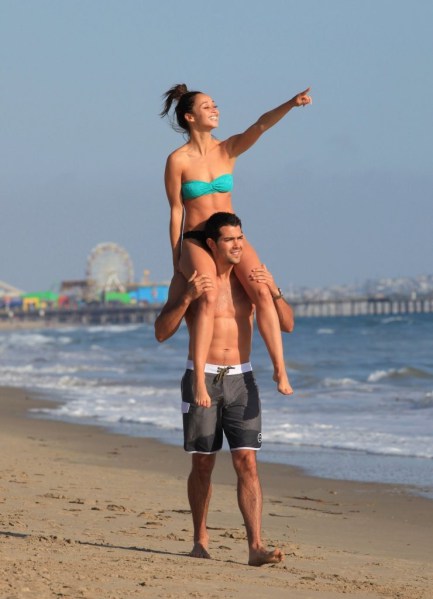 cara-santana-jesse-metcalfe-adds-042913 (19)