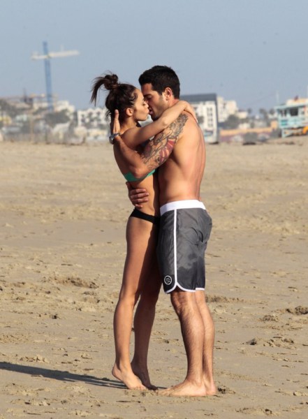cara-santana-jesse-metcalfe-adds-042913 (22)
