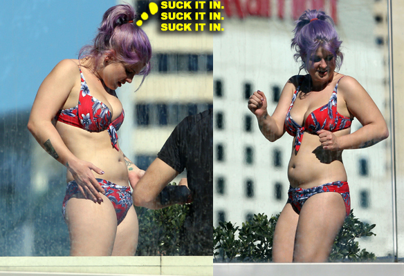 Kelly Osbourne Shows Off Her Voluptuous Curves in Floral Bikini