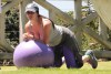 Jennifer Love Hewitt Brings The Morning Links!