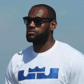 ST. TROPEZ: King LeBron James, His Crazy-Looking Toe & His (Future) Queen Savannah Brinson Arrive at Club 55