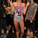 Miley Cyrus Performs at 2013 MTV VMAs ADDS-1