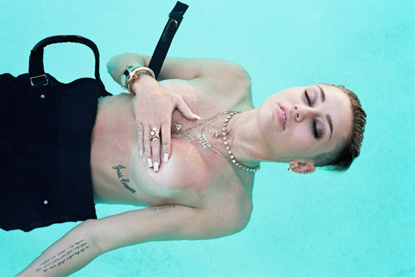 Miley Cyrus - Rolling Stone magazine October 10 2013 4