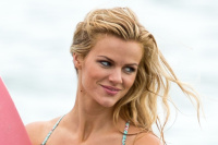 MIAMI: Bikini-Clad Brooklyn Decker Suffers Nip-Slip Wardrobe Malfunction