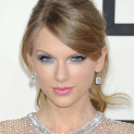 Top 5 Red Carpet Stunners at 2014 Grammy Awards
