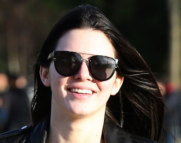 Kendall Jenner Visits The Eiffel Tower