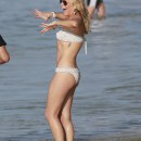 LeAnn Rimes Showing Off Her Bikini Body In Hawaii