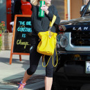 Reese Whiterspoon leaving the gym