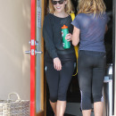 Reese Whiterspoon leaving the gym