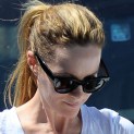 BREAKING! Leslie Mann Holds Her Coffee, Wallet & Paper Bag While Opening SUV Door!