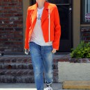 Gwen Stefani Visits An Acupuncture Studio