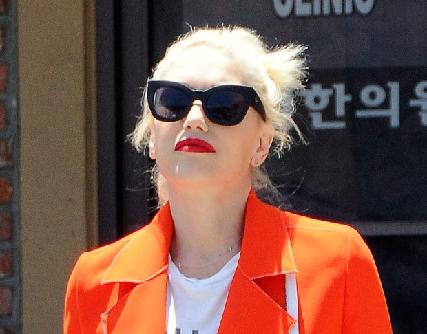 Gwen Stefani Visits An Acupuncture Studio