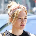 BREAKING! Hilary Duff Feeds Parking Meter In Beverly Hills!