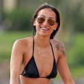 NY Knicks Player Jeremy Tyler Vacations In Maui With Girlfriend Sukey Rowan
