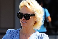 Pamela Anderson Is Today’s Parking Lot Catwalker