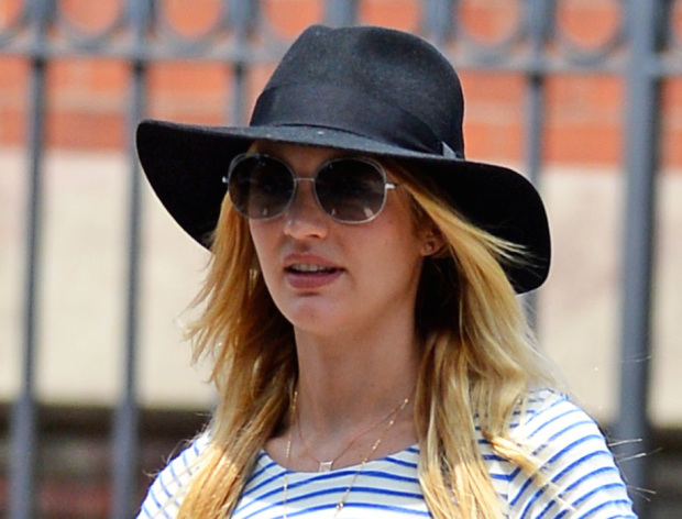 EXCLUSIVE: Candice Swanepoel seen out in West Village with boyfriend  Hermann Nicoli in New York City