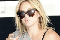 BREAKING! Hilary Duff Photographed Getting Out Of Her Porsche!