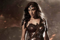 ‘Wonder Woman’ Gal Gadot Brings The Links!