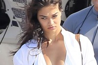 Justin Bieber Invites Models Onto His Yacht; Shanina Shaik Was One Of Them