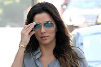 BREAKING!! Eva Longoria Chats On Her Phone While Jaywalking In L.A.!