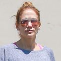 Jennifer Lopez Is Today’s Parking Lot Catwalker! And Also: JLo Shows Off Her Legs!