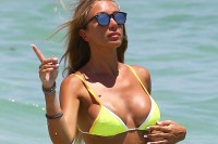 MIAMI: Laura Cremaschi Works Her Bikini Body At The Beach!