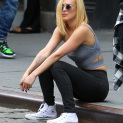 NYC: THANKS, MOM & DAD! Rumer Willis Enjoys Shopping inSoHo!