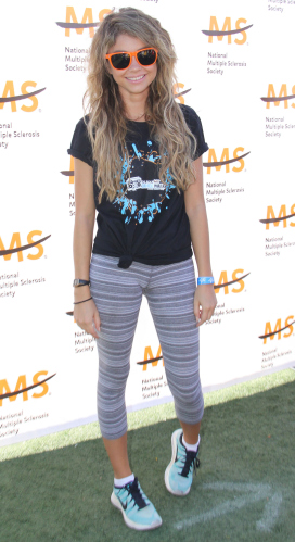 Sarah Hyland at 2nd Annual Beat MS Dance Walk