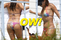 Eva Longoria Show Off Her Bikini Body Poolside In Miami