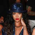 Rihanna Brings THe Afternoon Links!