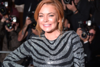 Hasbeen Lindsay Lohan Brings The Links!