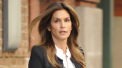 Cindy Crawford Making Old-Dudes Do Double Takes in NYC
