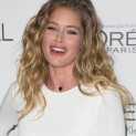 Doutzen Kroes Makes A Beautiful Comeback; Will She Score The VS Fantasy Bra This Year?