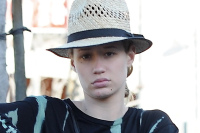 Iggy Azalea Once Again Walks Around Without Her Iggy Azalea Mask & Costume