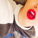 Fishwrapper: Miley’s Trashy Selfies; Tuna Has Kelly Brook’s Calendar; Dlisted: LiLo Gets Political