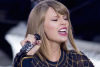 BREAKING! Taylor Swift Does Entire GMA Performance Without Closing Her Legs!