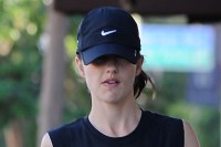 Minka Kelly Probably Got A Sweet Deal From Nike
