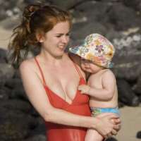 Isla Fisher - Bikini Pics From Hawaii!