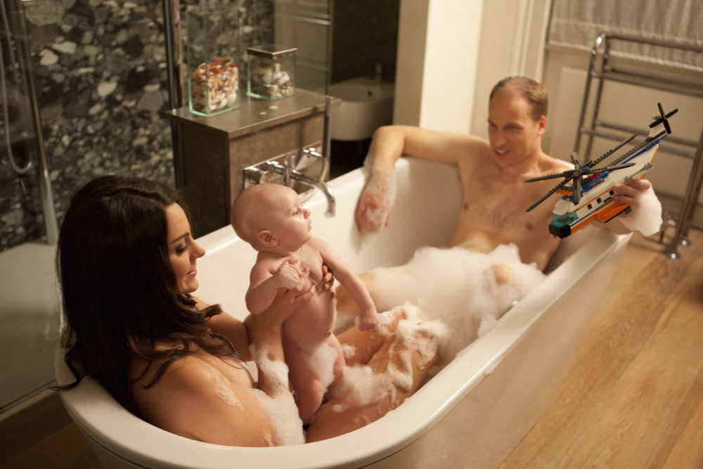 Kate Middleton - Rub-a-dub-dub, 3 royal family members in a tub 2