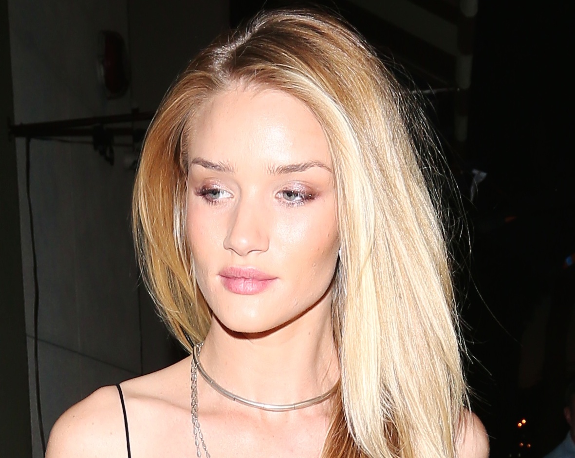 Rosie Huntington-Whiteley - Out in Los Angeles - 5:14:14 adds-3FSA