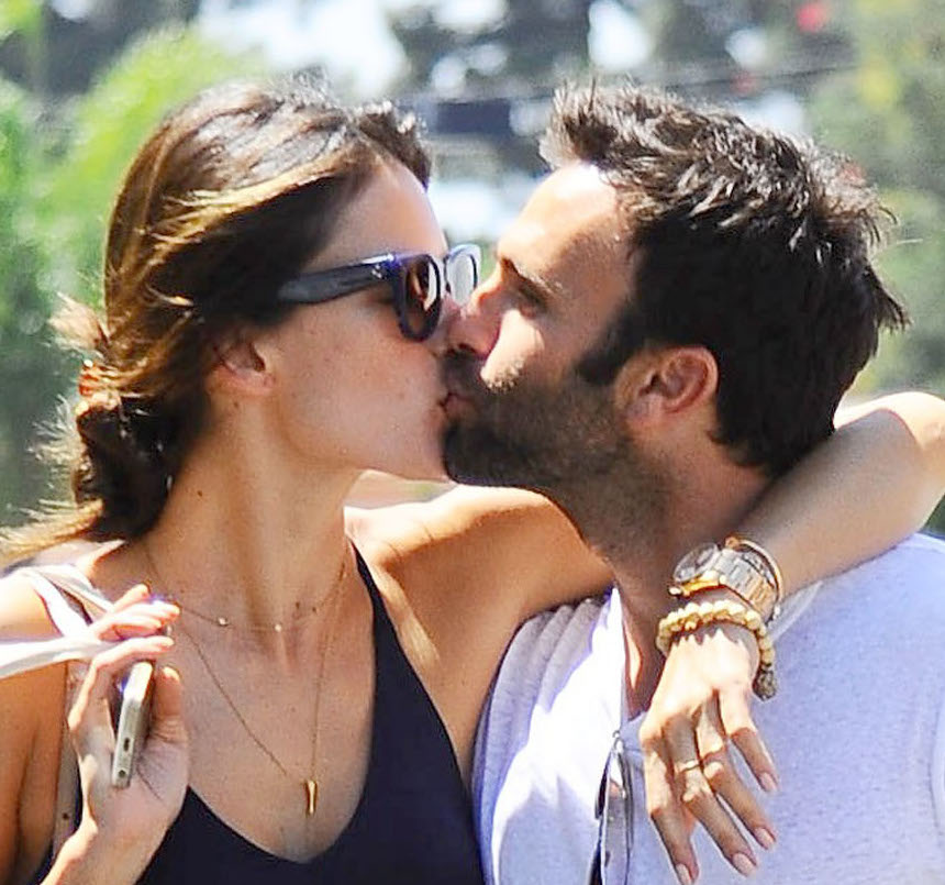 Alessandra Ambrosio & Jamie Mazur Pack On The PDA After Breakfast