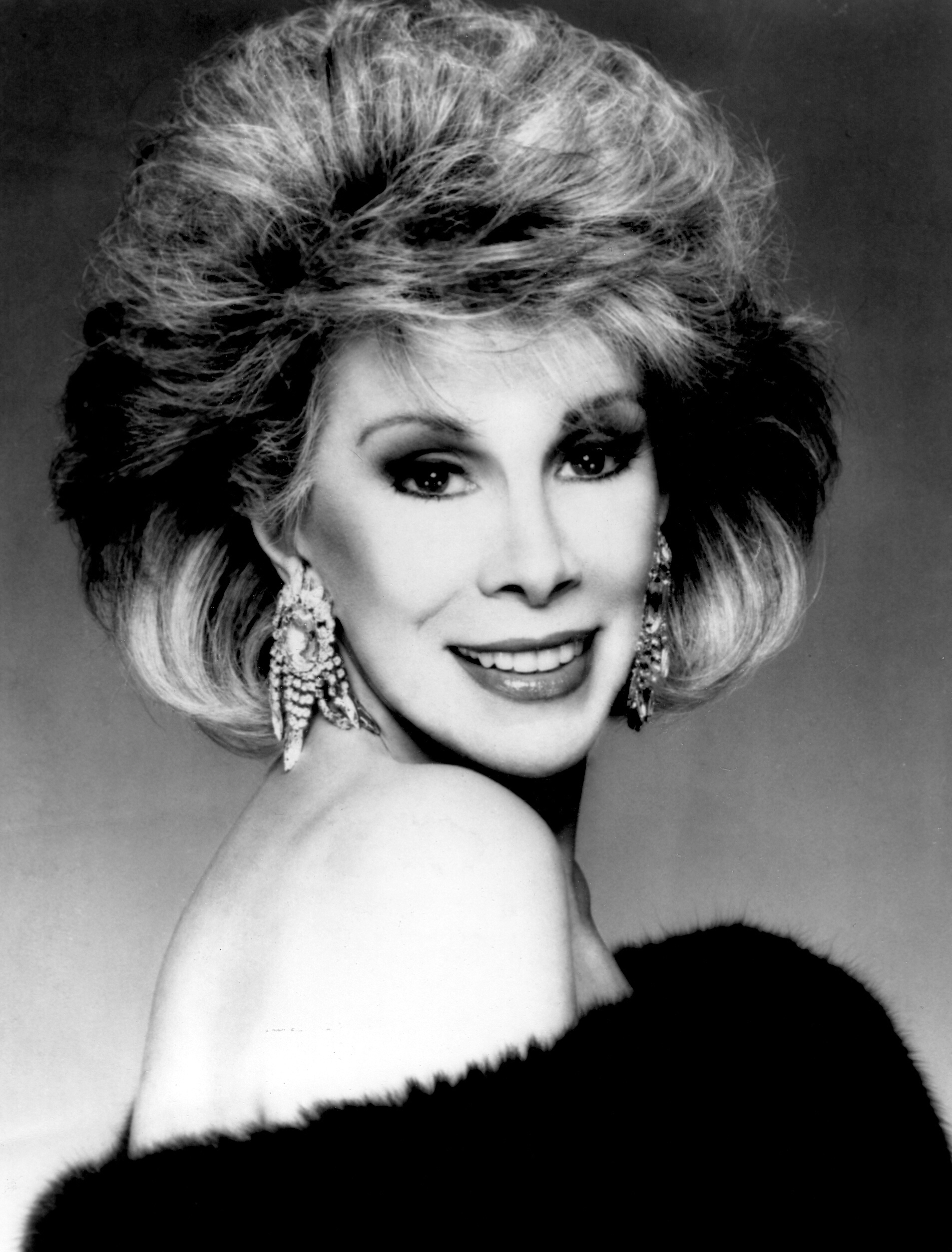 Comedienne Joan Rivers Is Dead 4