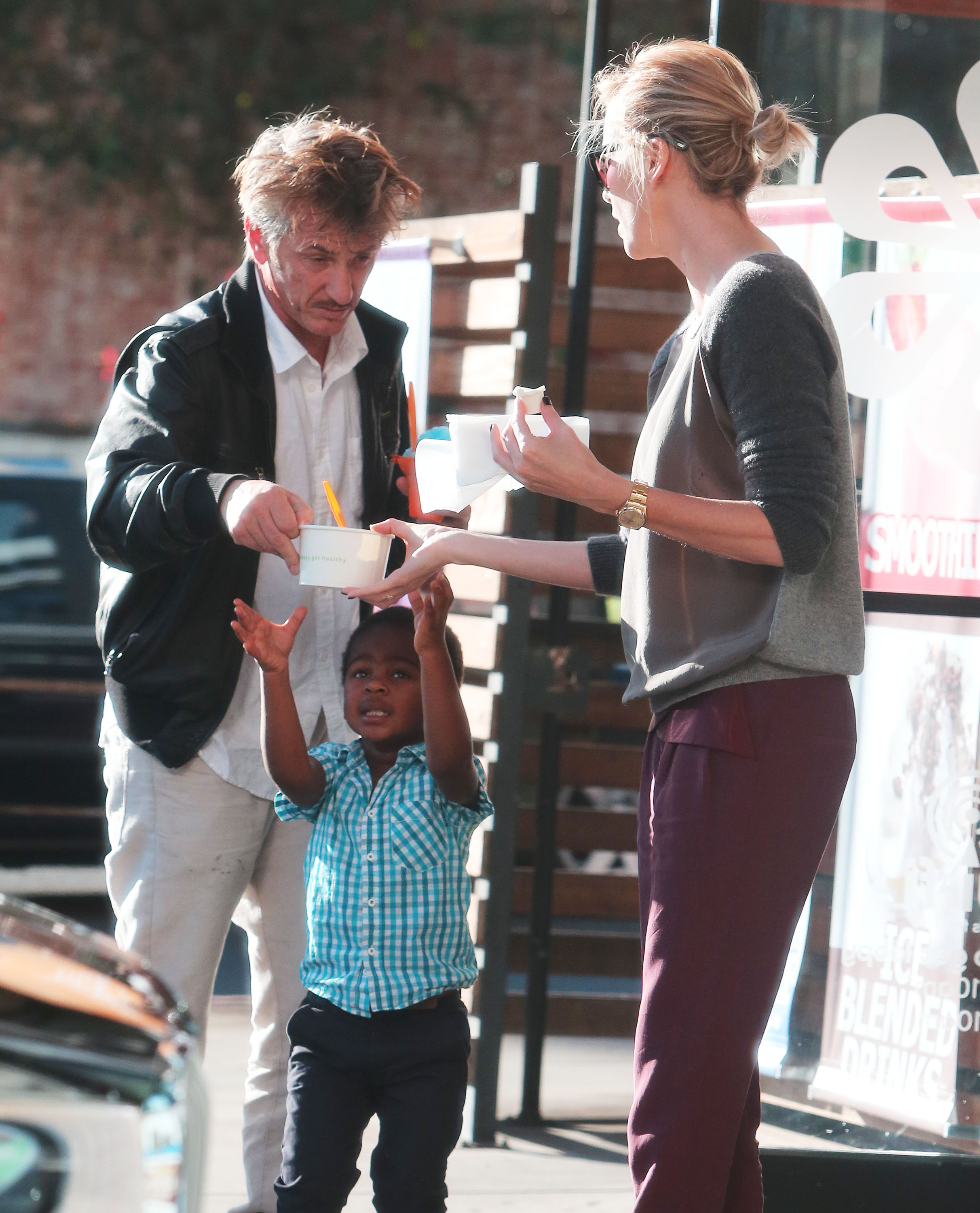Exclusive... Charlize Theron & Sean Penn Take Jackson To Get Frozen Yogurt